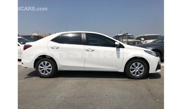 Buy Import Toyota Corolla White Car in Import - Dubai in Abhasia Buy Import Toyota Corolla White Car in Import - Dubai in Abhasia