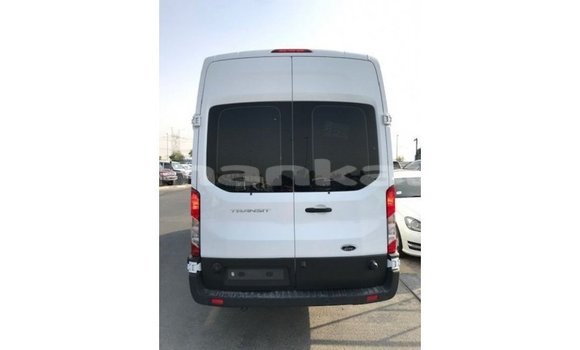 Buy Import Ford Club Wagon White Car in Import - Dubai in Abhasia Buy Import Ford Club Wagon White Car in Import - Dubai in Abhasia