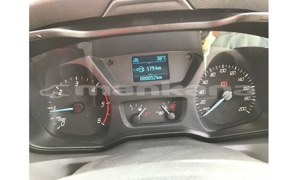 Buy Import Ford Club Wagon White Car in Import - Dubai in Abhasia Buy Import Ford Club Wagon White Car in Import - Dubai in Abhasia