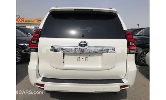 Buy Import Toyota Prado White Car in Import - Dubai in Abhasia Buy Import Toyota Prado White Car in Import - Dubai in Abhasia