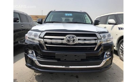 Buy Import Toyota Land Cruiser Black Car in Import - Dubai in Abhasia Buy Import Toyota Land Cruiser Black Car in Import - Dubai in Abhasia