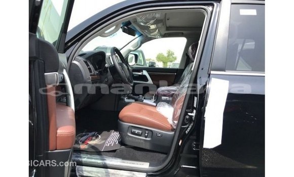 Buy Import Toyota Land Cruiser Black Car in Import - Dubai in Abhasia Buy Import Toyota Land Cruiser Black Car in Import - Dubai in Abhasia