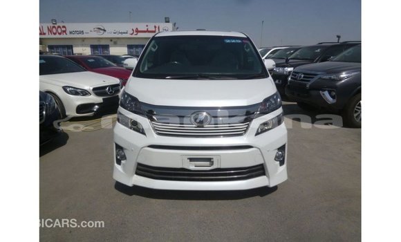 Buy Import Toyota Vellfire White Car in Import - Dubai in Abhasia Buy Import Toyota Vellfire White Car in Import - Dubai in Abhasia