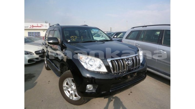 Big with watermark toyota prado abhasia import dubai 2548