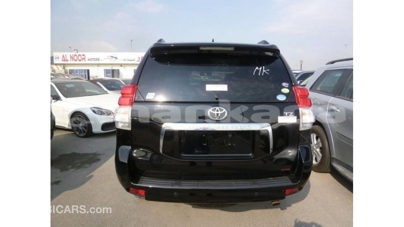 Big with watermark toyota prado abhasia import dubai 2548