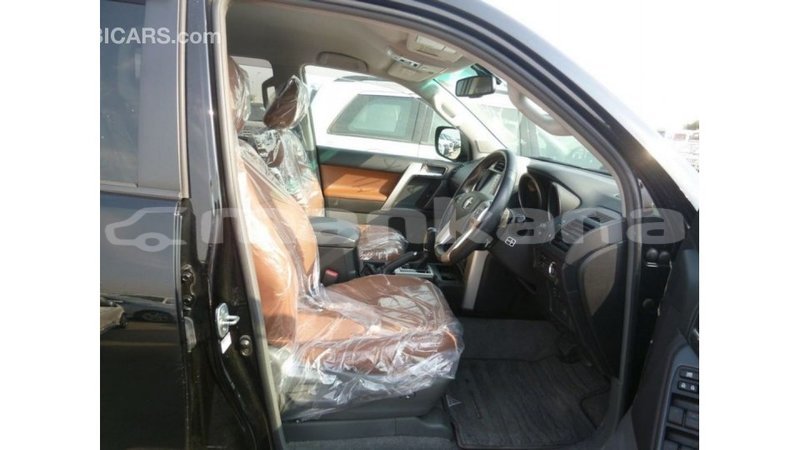 Big with watermark toyota prado abhasia import dubai 2548