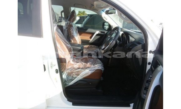 Buy Import Toyota Prado White Car in Import - Dubai in Abhasia Buy Import Toyota Prado White Car in Import - Dubai in Abhasia