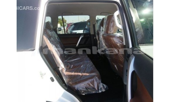 Buy Import Toyota Prado White Car in Import - Dubai in Abhasia Buy Import Toyota Prado White Car in Import - Dubai in Abhasia