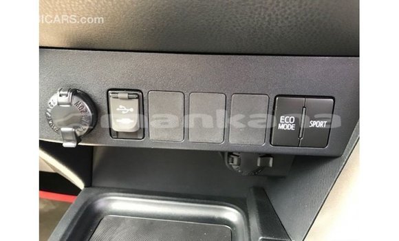 Buy Import Toyota HiAce White Truck in Import - Dubai in Abhasia Buy Import Toyota HiAce White Truck in Import - Dubai in Abhasia