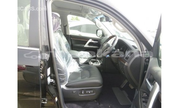Buy Import Toyota Land Cruiser Black Car in Import - Dubai in Abhasia Buy Import Toyota Land Cruiser Black Car in Import - Dubai in Abhasia