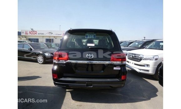 Buy Import Toyota Land Cruiser Black Car in Import - Dubai in Abhasia Buy Import Toyota Land Cruiser Black Car in Import - Dubai in Abhasia