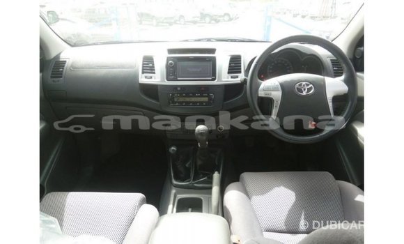 Buy Import Toyota Hilux White Car in Import - Dubai in Abhasia Buy Import Toyota Hilux White Car in Import - Dubai in Abhasia