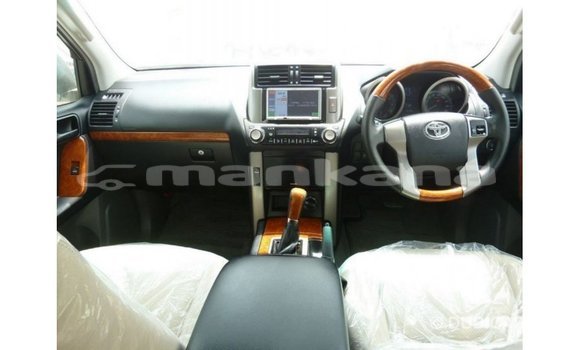 Buy Import Toyota Prado White Car in Import - Dubai in Abhasia Buy Import Toyota Prado White Car in Import - Dubai in Abhasia