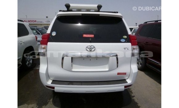 Buy Import Toyota Prado White Car in Import - Dubai in Abhasia Buy Import Toyota Prado White Car in Import - Dubai in Abhasia