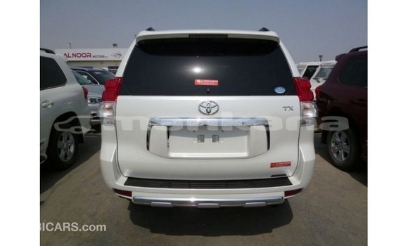 Buy Import Toyota Prado White Car in Import - Dubai in Abhasia Buy Import Toyota Prado White Car in Import - Dubai in Abhasia