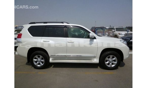 Buy Import Toyota Prado White Car in Import - Dubai in Abhasia Buy Import Toyota Prado White Car in Import - Dubai in Abhasia