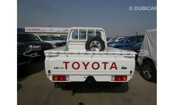 Buy Import Toyota Land Cruiser White Car in Import - Dubai in Abhasia Buy Import Toyota Land Cruiser White Car in Import - Dubai in Abhasia