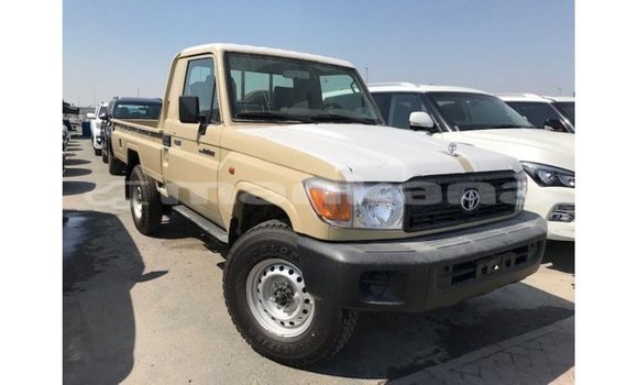 Buy Import Toyota Land Cruiser Beige Car in Import - Dubai in Abhasia Buy Import Toyota Land Cruiser Beige Car in Import - Dubai in Abhasia
