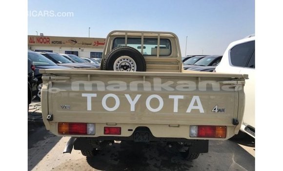 Buy Import Toyota Land Cruiser Beige Car in Import - Dubai in Abhasia Buy Import Toyota Land Cruiser Beige Car in Import - Dubai in Abhasia