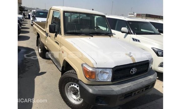 Buy Import Toyota Land Cruiser Beige Car in Import - Dubai in Abhasia Buy Import Toyota Land Cruiser Beige Car in Import - Dubai in Abhasia
