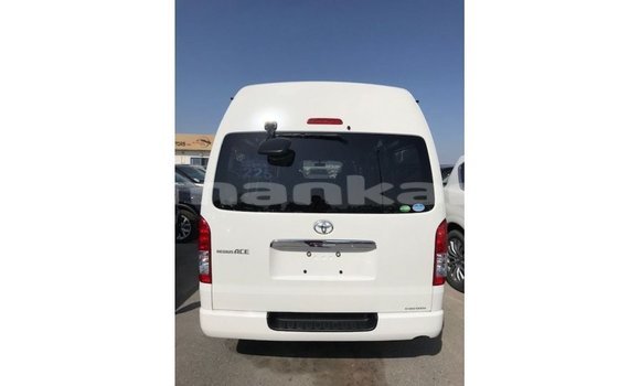 Buy Import Toyota Hiace White Car in Import - Dubai in Abhasia Buy Import Toyota Hiace White Car in Import - Dubai in Abhasia