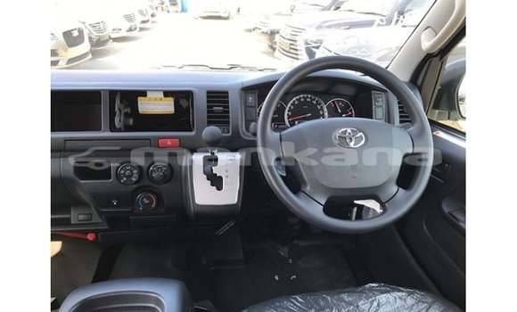 Buy Import Toyota Hiace White Car in Import - Dubai in Abhasia Buy Import Toyota Hiace White Car in Import - Dubai in Abhasia