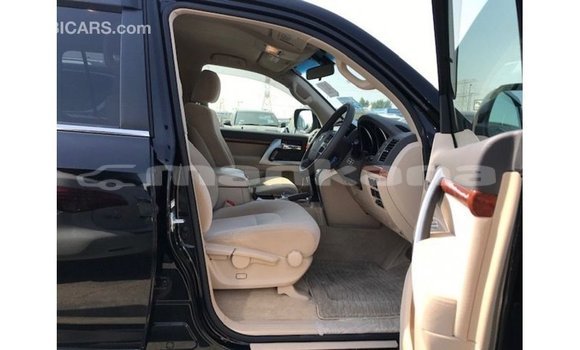Buy Import Toyota Land Cruiser Black Car in Import - Dubai in Abhasia Buy Import Toyota Land Cruiser Black Car in Import - Dubai in Abhasia