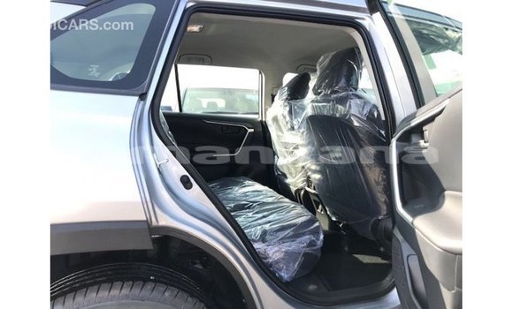 Buy Import Toyota HiAce Other Truck in Import - Dubai in Abhasia Buy Import Toyota HiAce Other Truck in Import - Dubai in Abhasia