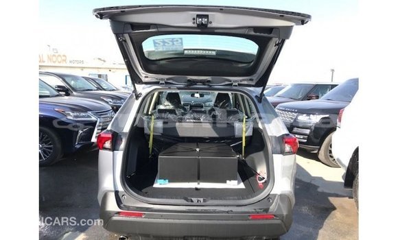 Buy Import Toyota HiAce Other Truck in Import - Dubai in Abhasia Buy Import Toyota HiAce Other Truck in Import - Dubai in Abhasia