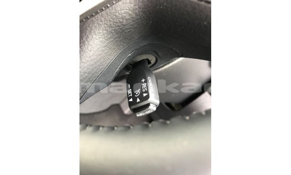 Buy Import Toyota Land Cruiser White Car in Import - Dubai in Abhasia Buy Import Toyota Land Cruiser White Car in Import - Dubai in Abhasia