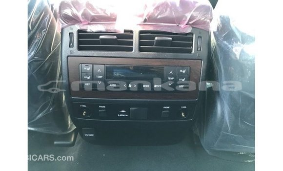 Buy Import Toyota Land Cruiser White Car in Import - Dubai in Abhasia Buy Import Toyota Land Cruiser White Car in Import - Dubai in Abhasia