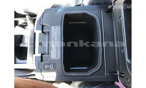 Buy Import Toyota Land Cruiser White Car in Import - Dubai in Abhasia Buy Import Toyota Land Cruiser White Car in Import - Dubai in Abhasia