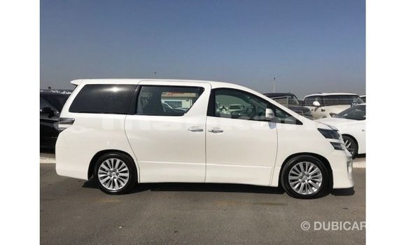 Buy Import Toyota Vellfire White Car in Import - Dubai in Abhasia Buy Import Toyota Vellfire White Car in Import - Dubai in Abhasia