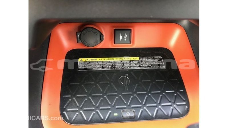 Big with watermark toyota hiace abhasia import dubai 2635