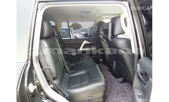 Buy Import Toyota Land Cruiser Black Car in Import - Dubai in Abhasia Buy Import Toyota Land Cruiser Black Car in Import - Dubai in Abhasia