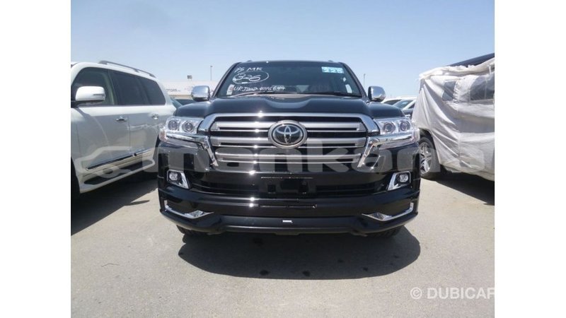Big with watermark toyota land cruiser abhasia import dubai 2660