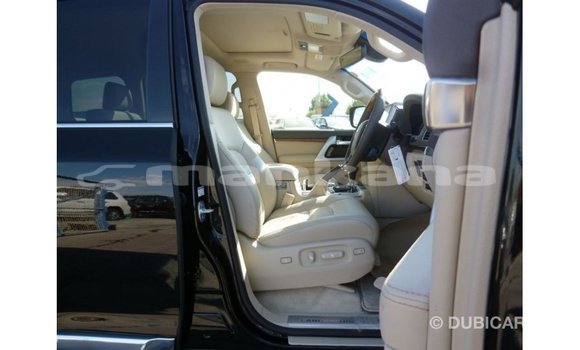 Buy Import Toyota Land Cruiser Black Car in Import - Dubai in Abhasia Buy Import Toyota Land Cruiser Black Car in Import - Dubai in Abhasia