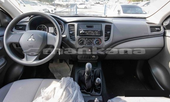 Buy Import Mitsubishi L200 White Car in Import - Dubai in Abhasia Buy Import Mitsubishi L200 White Car in Import - Dubai in Abhasia