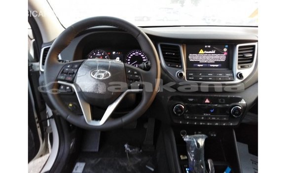 Buy Import Hyundai Tucson White Car in Import - Dubai in Abhasia Buy Import Hyundai Tucson White Car in Import - Dubai in Abhasia