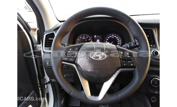 Buy Import Hyundai Tucson White Car in Import - Dubai in Abhasia Buy Import Hyundai Tucson White Car in Import - Dubai in Abhasia