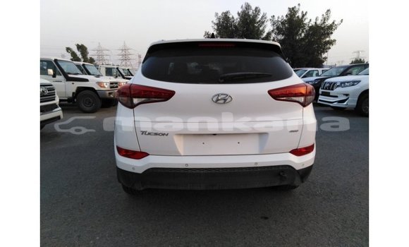 Buy Import Hyundai Tucson White Car in Import - Dubai in Abhasia Buy Import Hyundai Tucson White Car in Import - Dubai in Abhasia