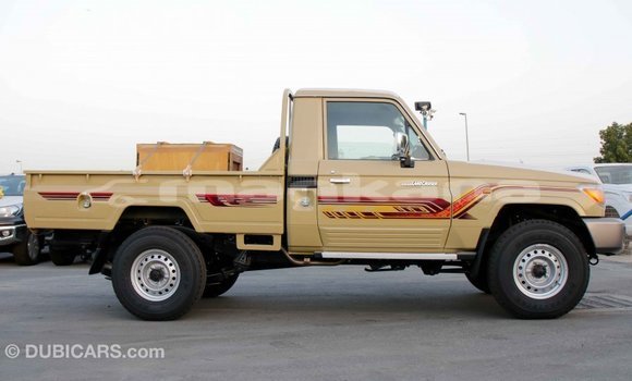 Buy Import Toyota Land Cruiser Beige Car in Import - Dubai in Abhasia Buy Import Toyota Land Cruiser Beige Car in Import - Dubai in Abhasia