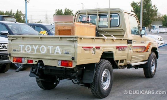 Buy Import Toyota Land Cruiser Beige Car in Import - Dubai in Abhasia Buy Import Toyota Land Cruiser Beige Car in Import - Dubai in Abhasia