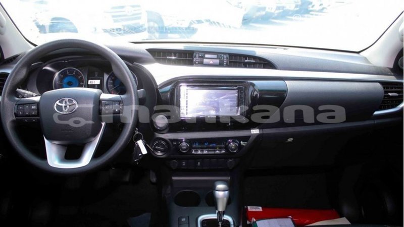 Big with watermark toyota hilux abhasia import dubai 2705