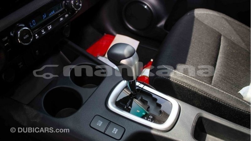 Big with watermark toyota hilux abhasia import dubai 2705