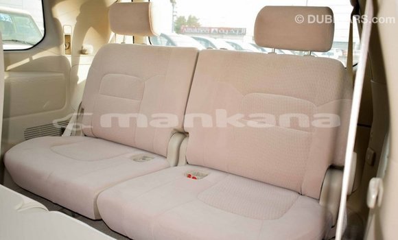 Buy Import Toyota Land Cruiser White Car in Import - Dubai in Abhasia Buy Import Toyota Land Cruiser White Car in Import - Dubai in Abhasia