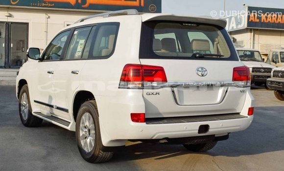 Buy Import Toyota Land Cruiser White Car in Import - Dubai in Abhasia Buy Import Toyota Land Cruiser White Car in Import - Dubai in Abhasia
