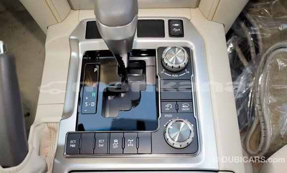 Buy Import Toyota Land Cruiser White Car in Import - Dubai in Abhasia Buy Import Toyota Land Cruiser White Car in Import - Dubai in Abhasia