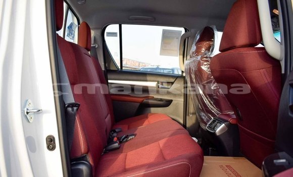 Buy Import Toyota Hilux White Car in Import - Dubai in Abhasia Buy Import Toyota Hilux White Car in Import - Dubai in Abhasia