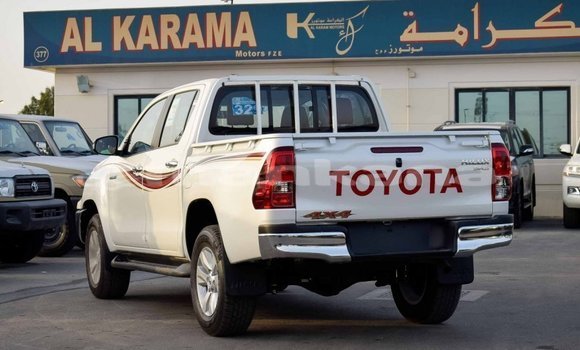Buy Import Toyota Hilux White Car in Import - Dubai in Abhasia Buy Import Toyota Hilux White Car in Import - Dubai in Abhasia